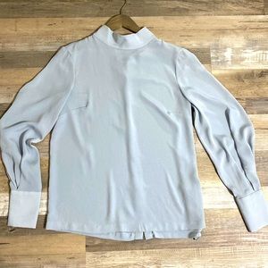 H&M Career Blouse buttons on the back Sz 8.